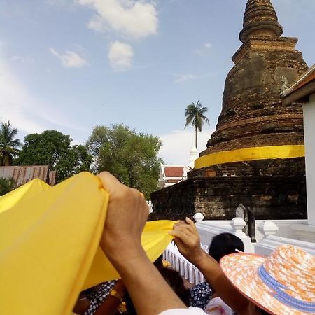 Vitoonguesthouse2Fanrooms & Aircondition Sukhothai Ngoại thất bức ảnh