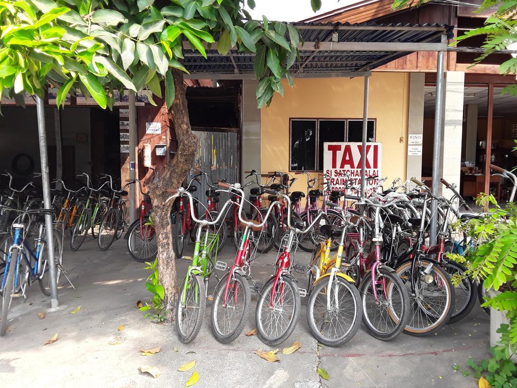 Vitoonguesthouse2Fanrooms & Aircondition Sukhothai Ngoại thất bức ảnh