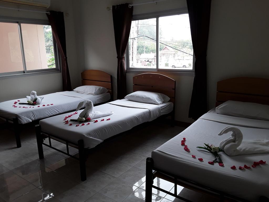 Vitoonguesthouse2Fanrooms & Aircondition Sukhothai Ngoại thất bức ảnh