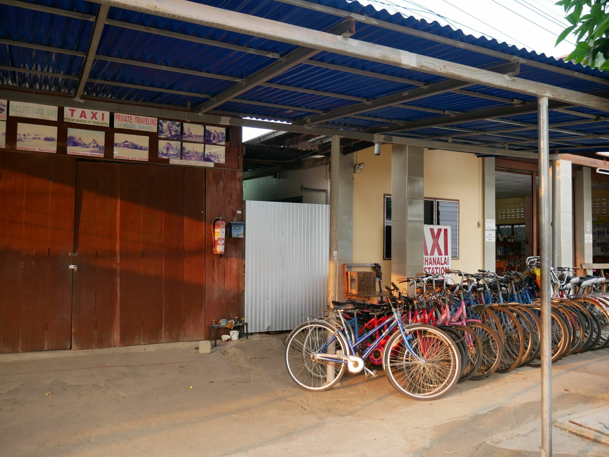 Vitoonguesthouse2Fanrooms & Aircondition Sukhothai Ngoại thất bức ảnh